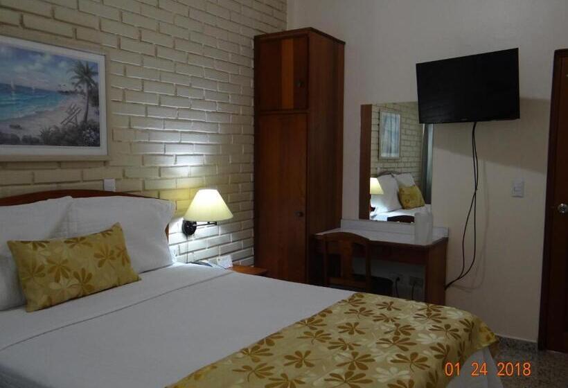 اتاق راحتی یک تخته, Mac Arthur