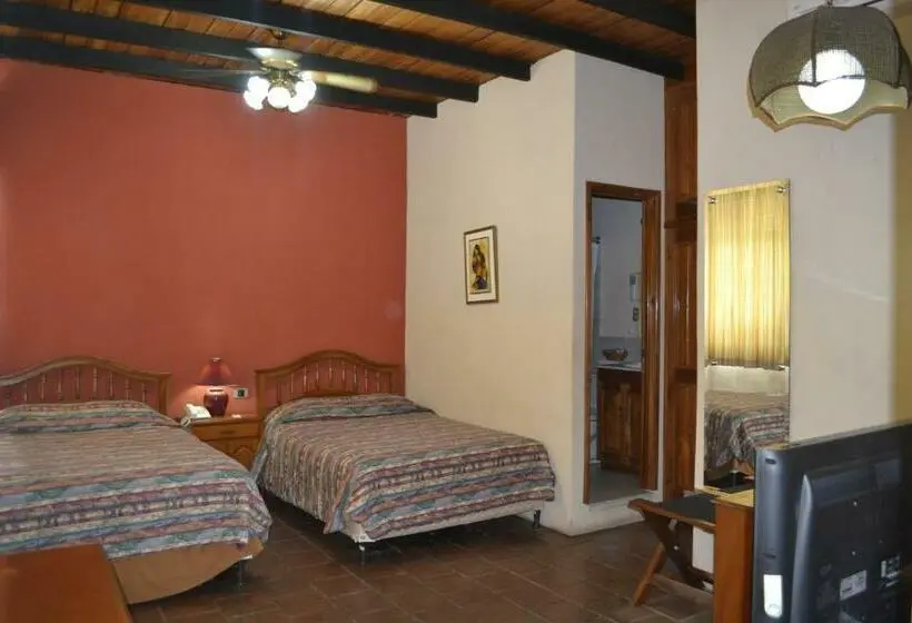 سوییت, Posada De Don José