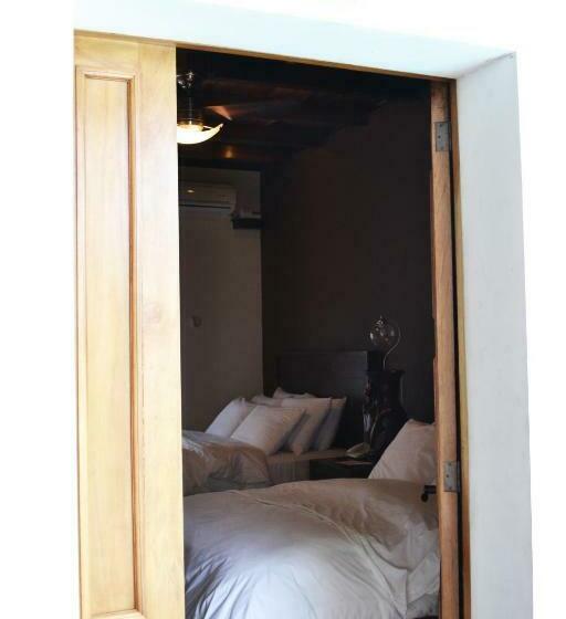 سوییت لوکس, Posada De Don José