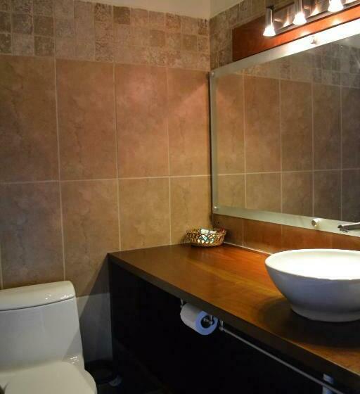 سوییت لوکس, Posada De Don José