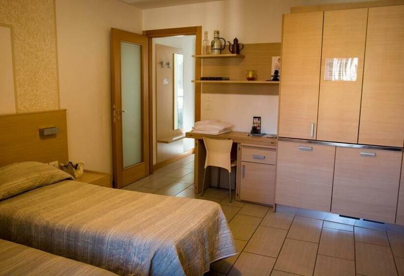 חדר סופריור עם מרפסת, Ristorante Cigno