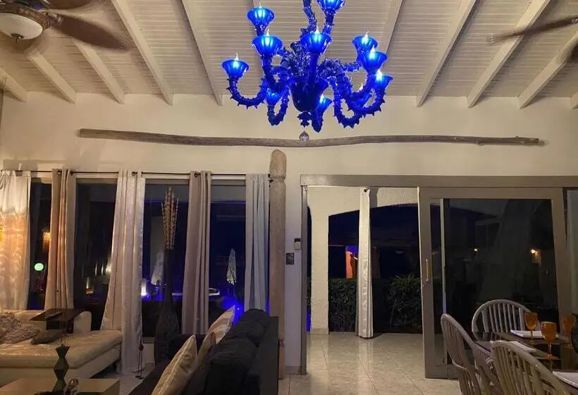 ویلای 3 خوابه, Villa Condesa Del Mar