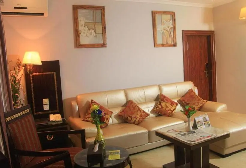 سوییت اجرایی, Tiffany Diamond Hotels Mtwara