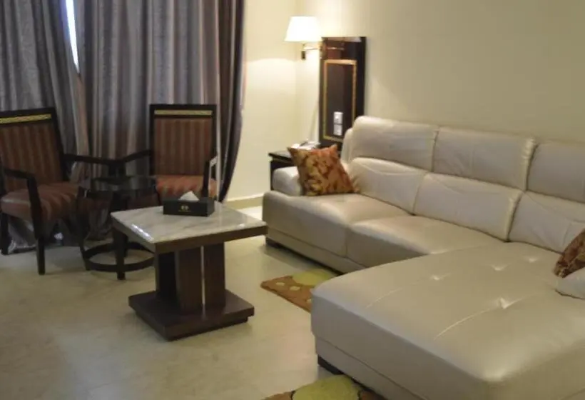 سوییت اجرایی, Tiffany Diamond Hotels Mtwara