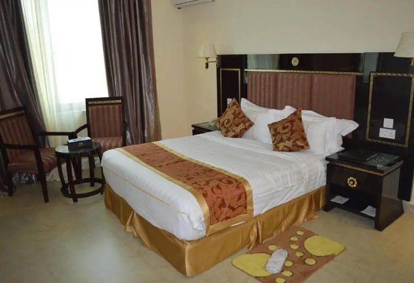سوییت اجرایی, Tiffany Diamond Hotels Mtwara
