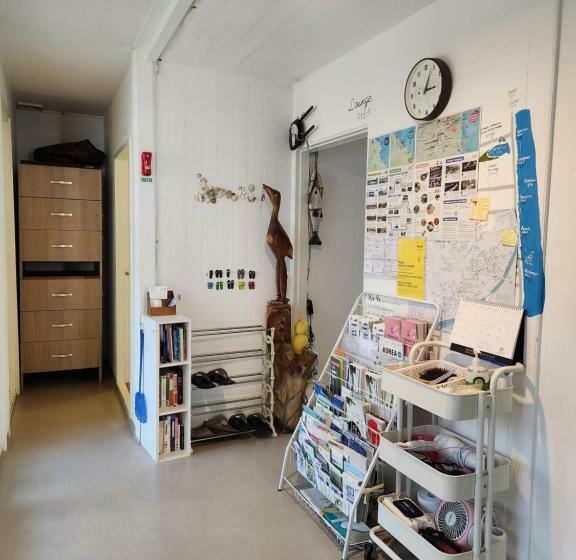 חדר יחיד בסיסי, Aark House