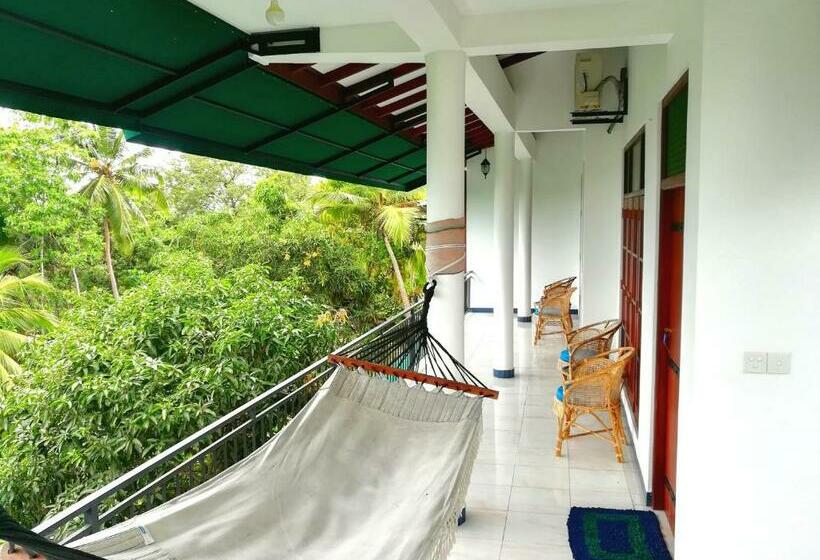 Номер Стандарт с Террасой, Green Hill Paradise Villa