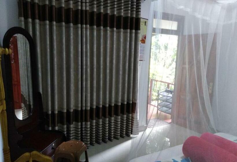 Quarto Deluxe, Littleadems View