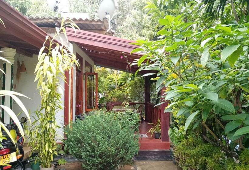 Quarto Deluxe, Littleadems View