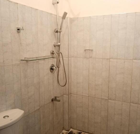 Quarto Triplo Estandar, Littleadems View