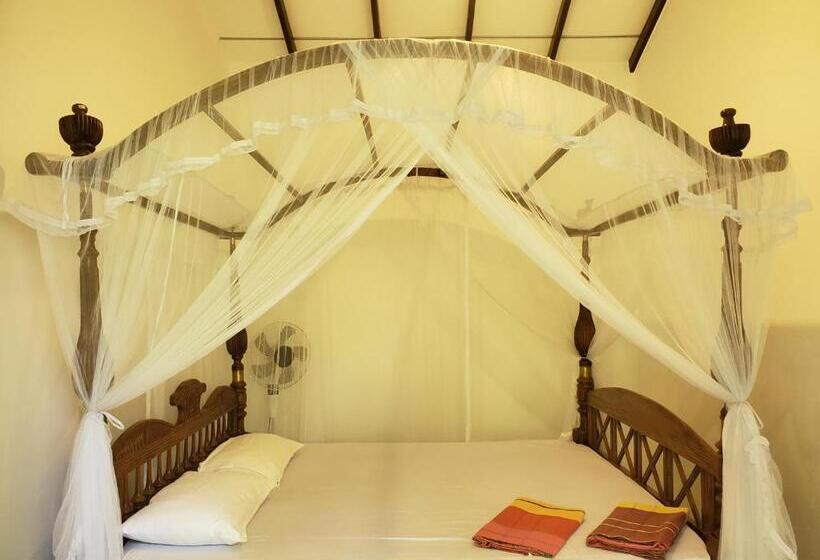 带阳台的豪华间, Sigiriya River Side Villa