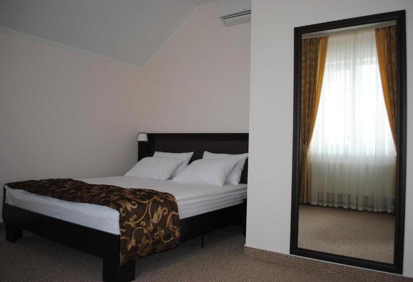 آپارتمان 1 خوابه, Churchill Inn