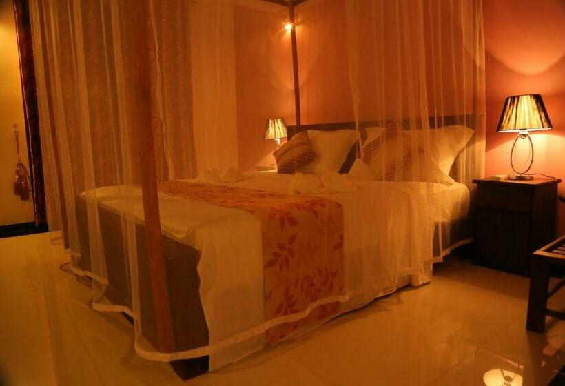 חדר סטנדרט לשלושה, Jasmine Cabanas