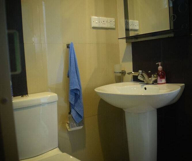 标准三人间, Lakshmis Hotel Ella