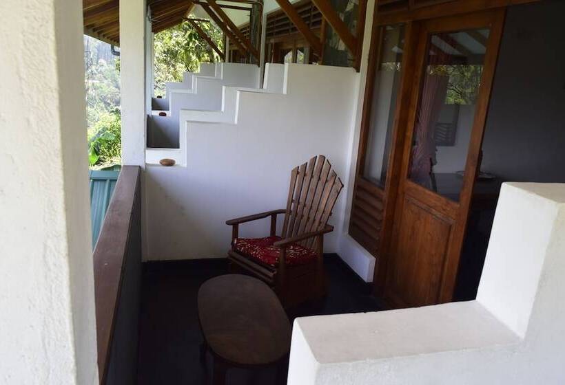 标准三人间, Lakshmis Hotel Ella