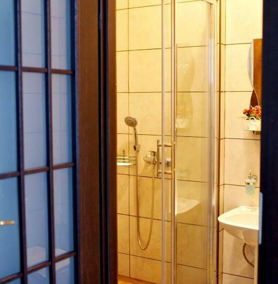Quarto Estandar, Misteriya