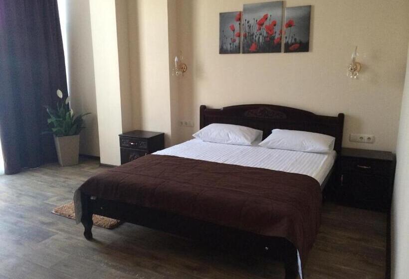 Apartamento 1 Dormitório, Misteriya