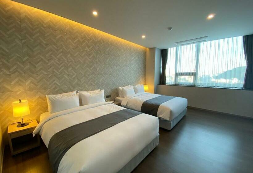 Полулюкс, New Donghae Tourist