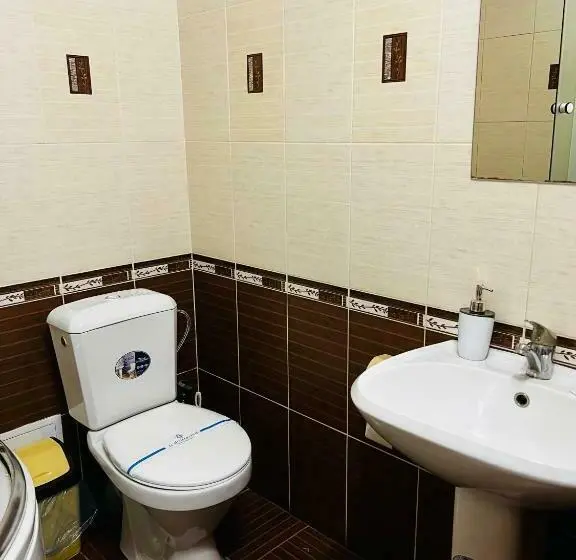 Comfort-huone, Pid Yavorom