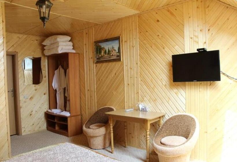 سوییت جونیور, Pid Yavorom