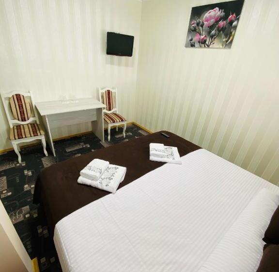 اتاق استاندارد, Pid Yavorom