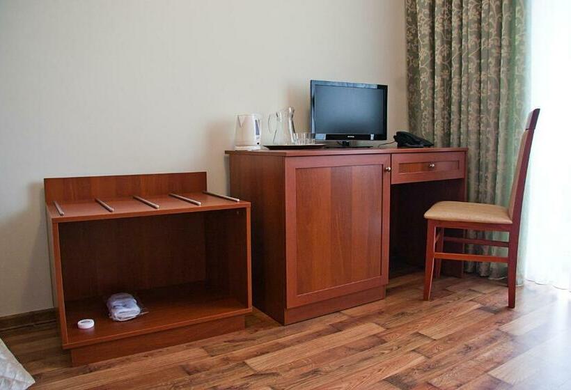 חדר סטנדרט, Re Vita