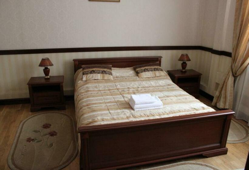 اتاق استاندارد, &restaurant Senator