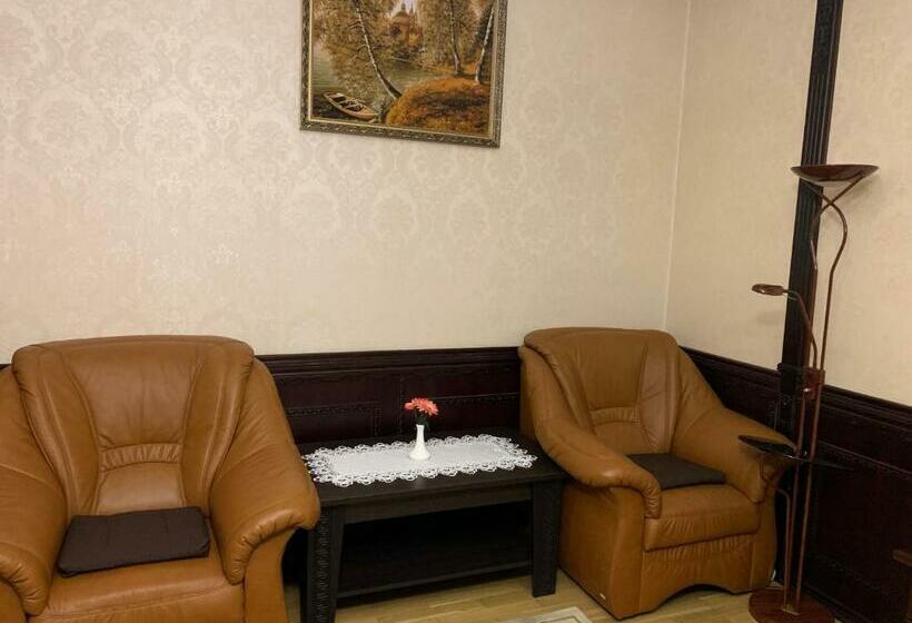 سوییت اجرایی, &restaurant Senator