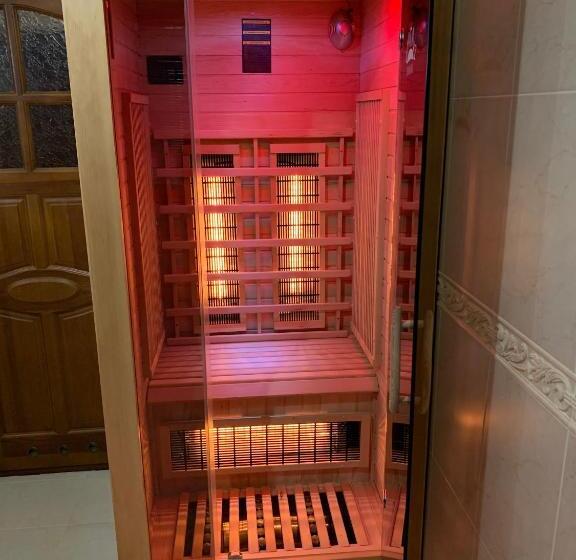 سوییت اجرایی, &restaurant Senator