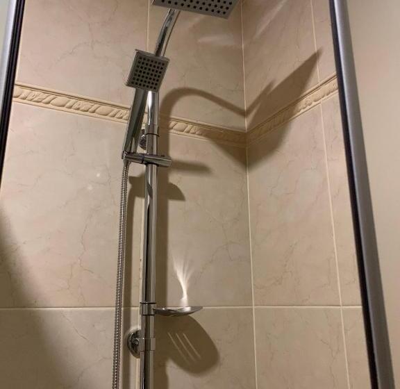 סוויטה אקזקיוטיב, &restaurant Senator