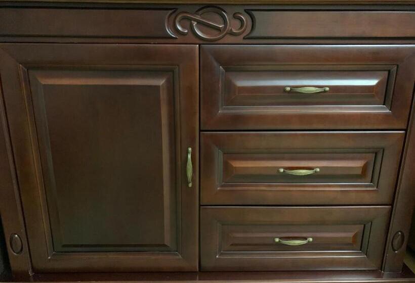 סוויטה אקזקיוטיב, &restaurant Senator