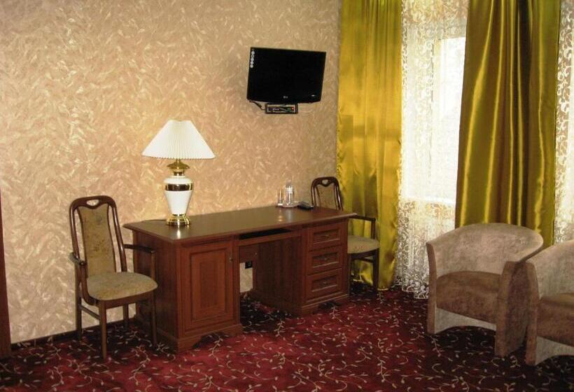 חדר קומפורט, Shato Paradis