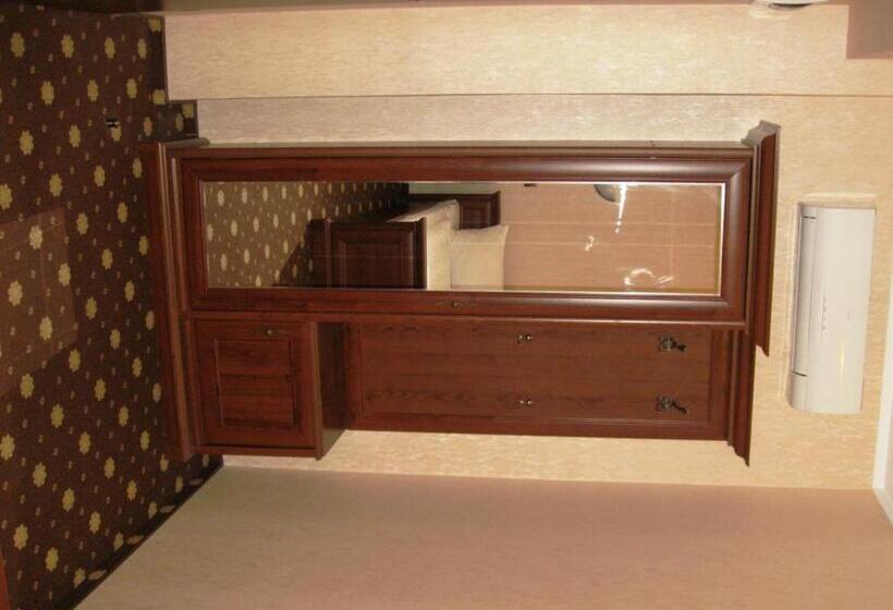 חדר סטנדרט יחיד, Shato Paradis