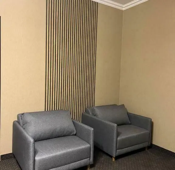Suite Vista Muntanya, Silveroks