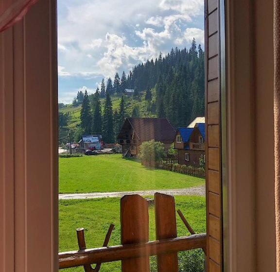 اتاق خانوادگی, Silveroks