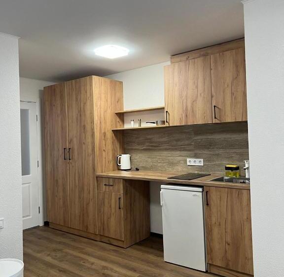 آپارتمان 1 خوابه, Silveroks