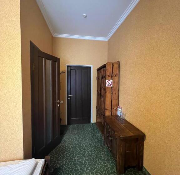 اتاق استاندارد, Silveroks