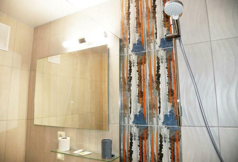 اتاق استاندارد, Svytyaz