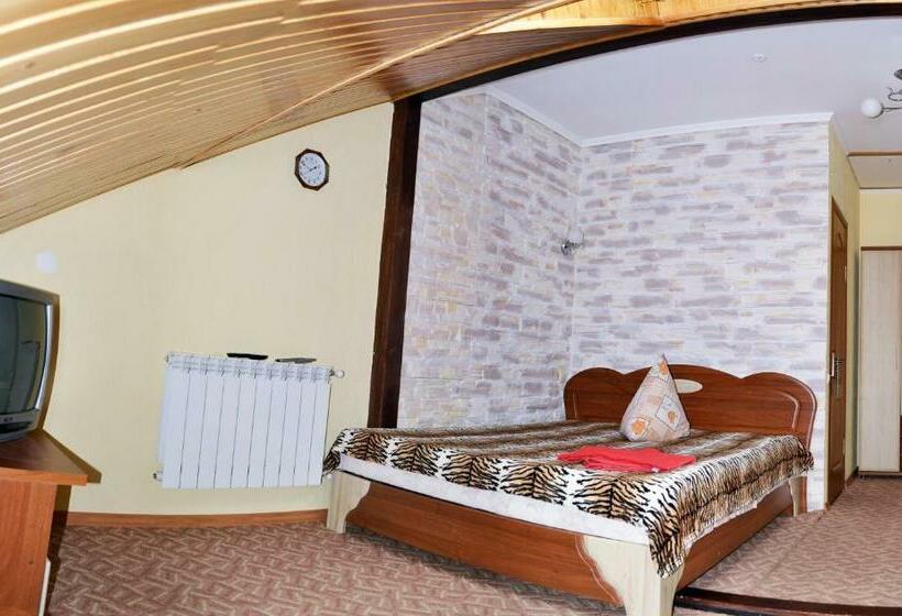 اتاق استاندارد, U Olega