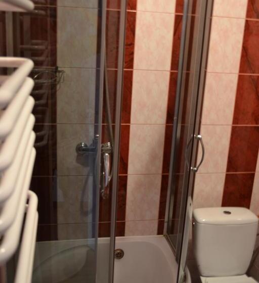 اتاق استاندارد یک نفره, U Olega