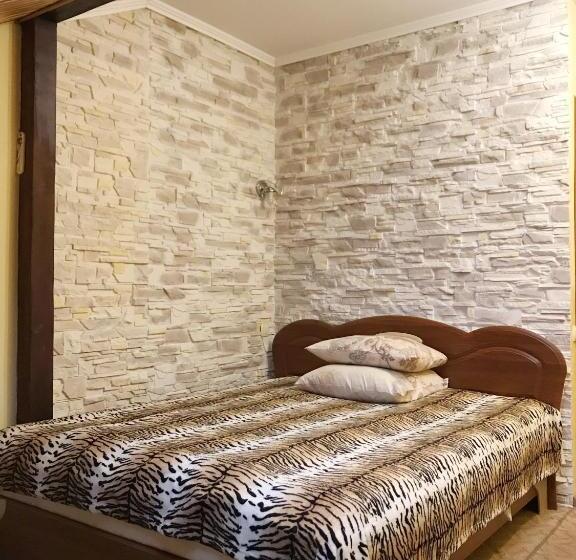 اتاق استاندارد یک نفره, U Olega