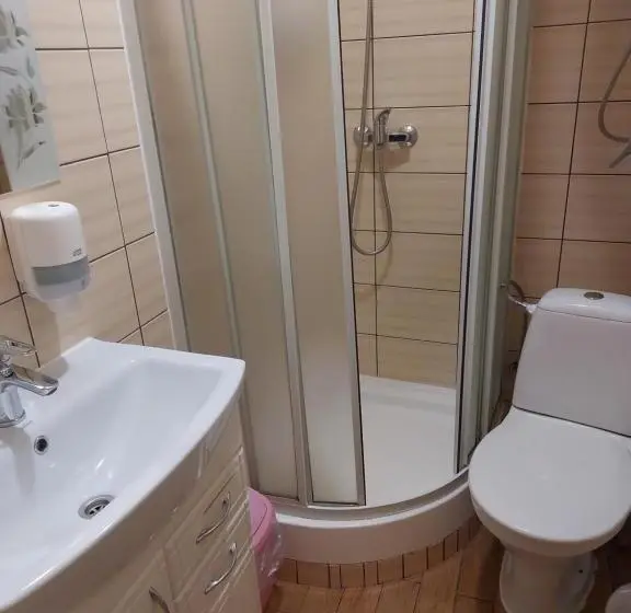 Juniorsviitti, Urochyshe Vyshnya
