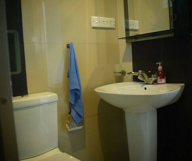 Quarto Estandar, Lakshmis Hotel Ella