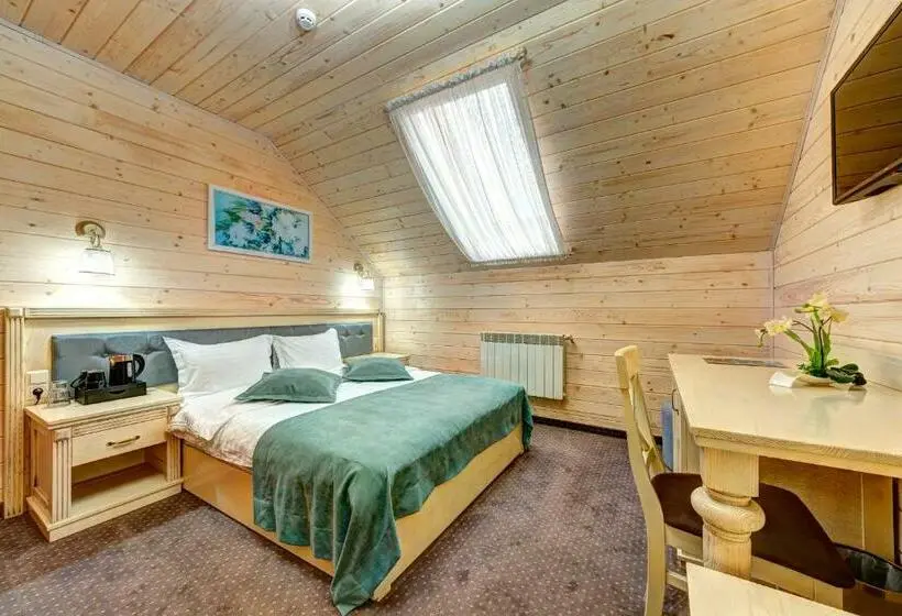 スタンダード4人部屋, Podgorie Spa