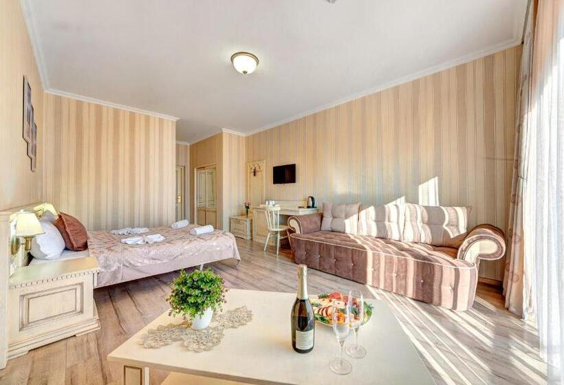 جناح جونيور سوبريور, Podgorie Spa
