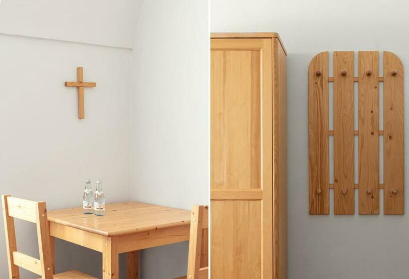 バス共有のスタンダードルーム, Dům Hostů Klášter Broumov