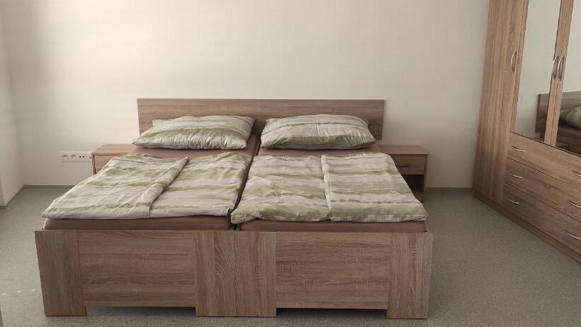 带1个卧室的公寓, Ubytovací Zařízení Koleje Pedagog