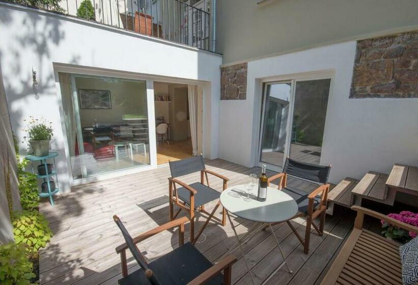 דירת 2 חדרים עם טרסה, Bed&breakfast & Apartment Klafé