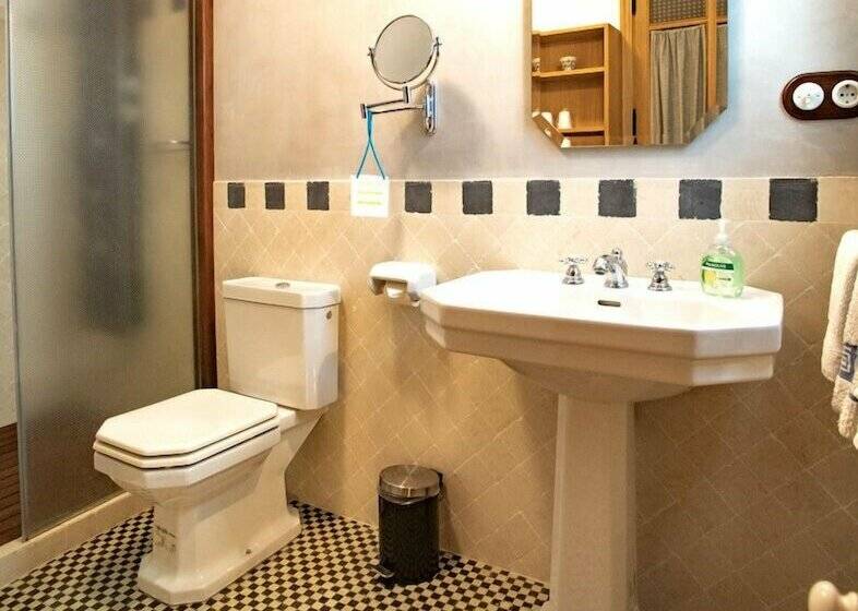 标准间, Cal Fuster De La Plaça