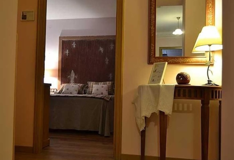 标准间, Cal Fuster De La Plaça